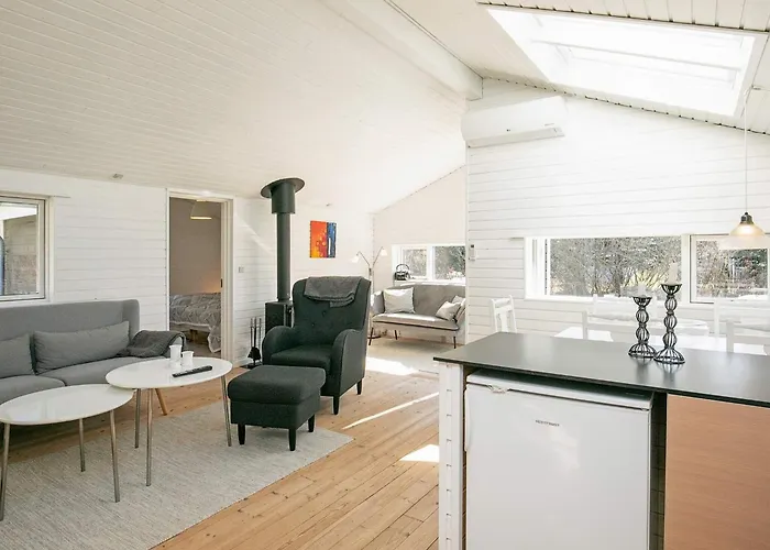 Tranquil Retreat In Rabjerg - By Traum 度假居